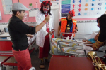 Pequeños Disfrutan con la Entretención de Payasos y Magia en el Servicio de Pediatría
