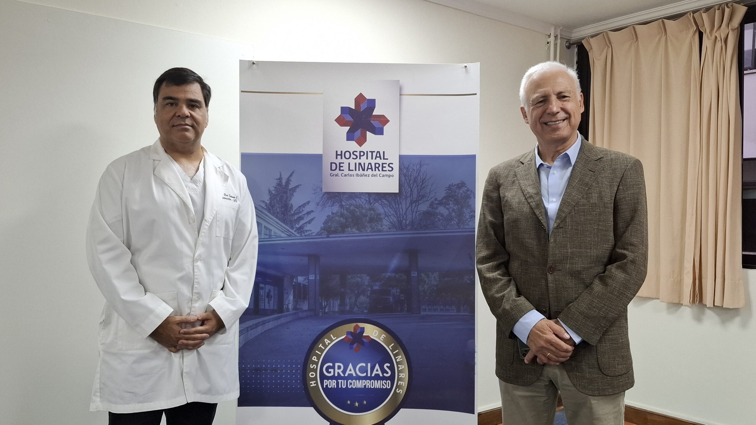 Asumió nuevo director del Hospital de Linares: René Espinosa Cantero