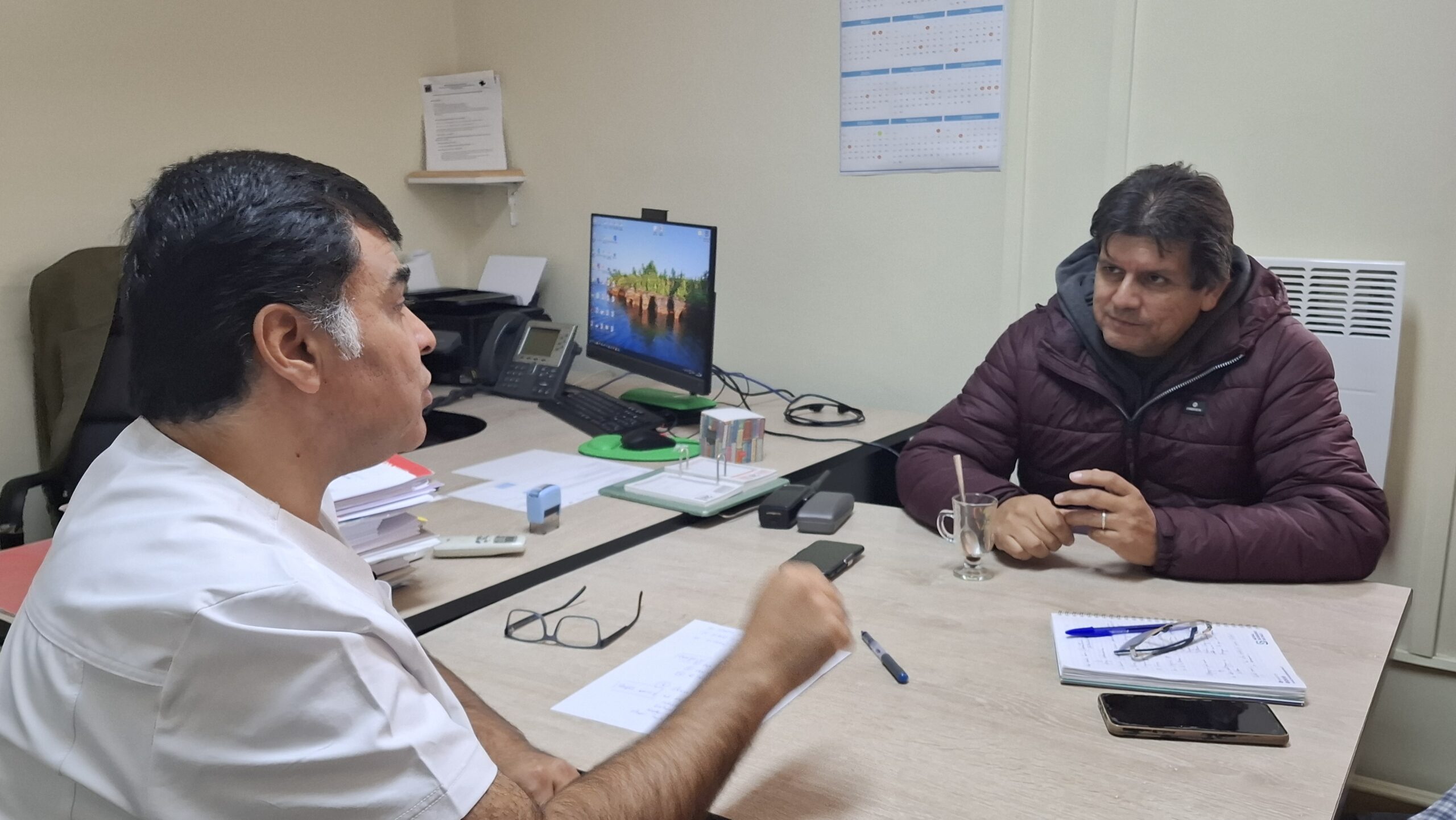 Hospital de Linares proyecta cambios profundos con foco en el Servicio de Emergencias y Trato a Usuarios