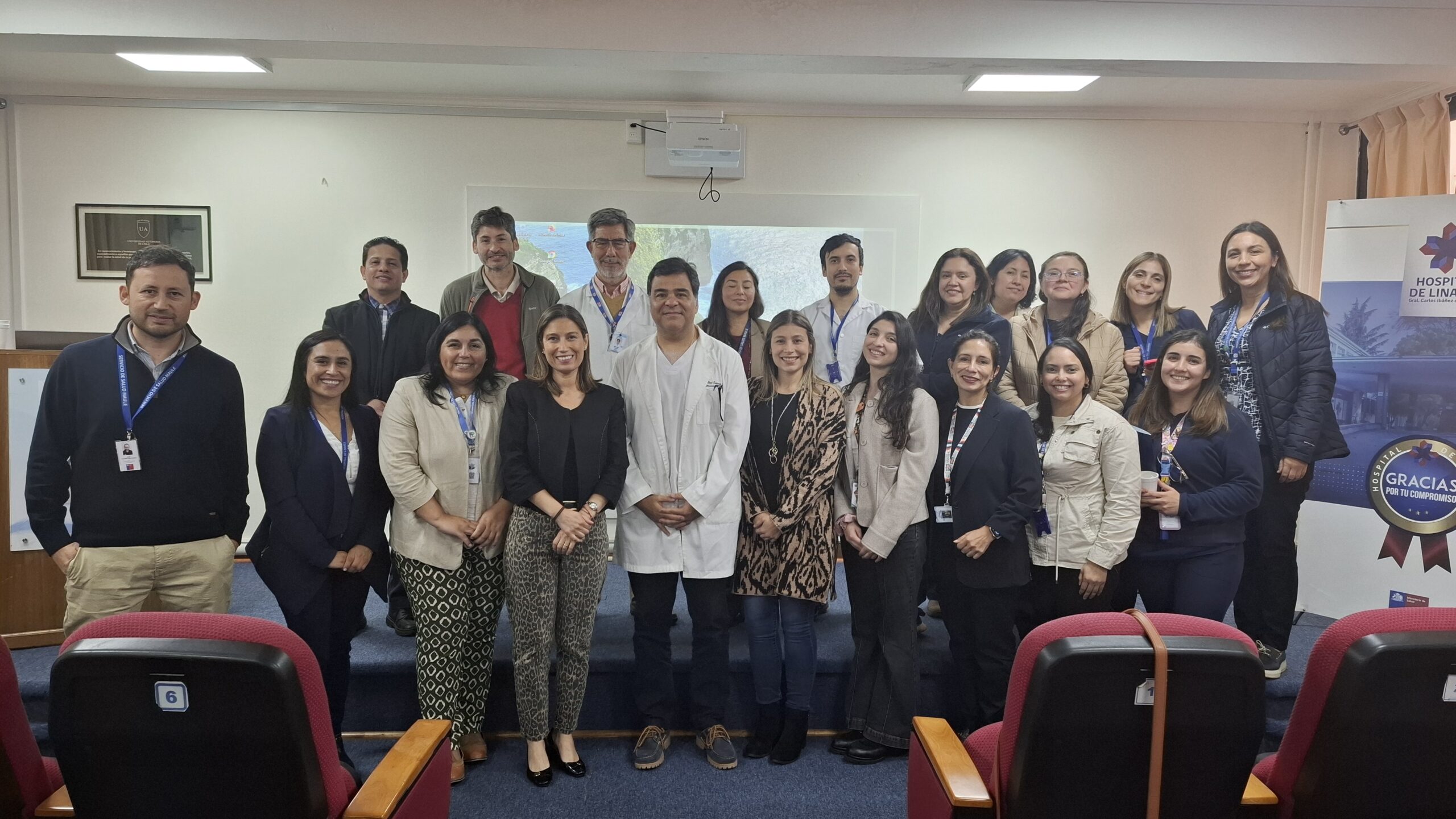 Hospital de Linares lidera primera reunión de la Microred de Urgencia Maule Sur para fortalecer la atención en la red asistencial