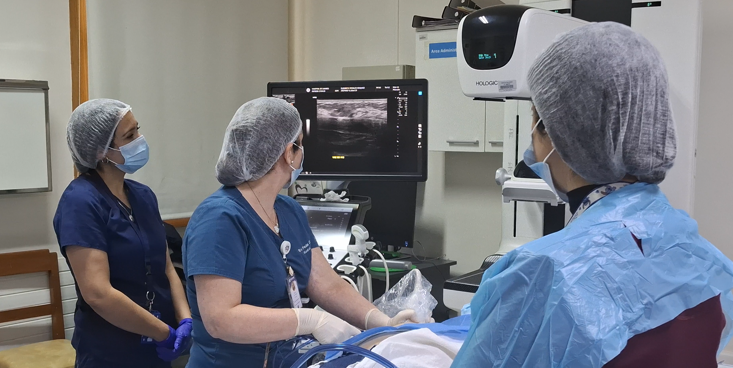 Hospital de Linares incorpora técnica pionera en la Región del Maule para agilizar el diagnóstico del cáncer de mama